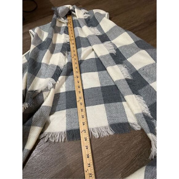 Shyanne Womens Blue Plaid Open Sweater Cardigan Kimono Vest Long Sides One Size - Picture 8 of 9